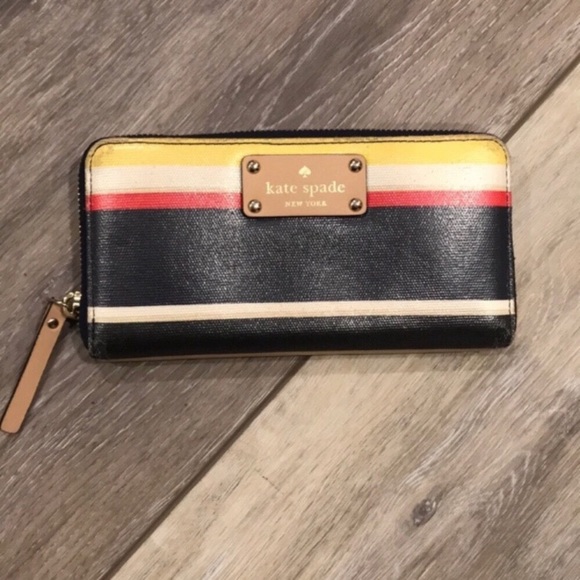 kate spade Handbags - Kate Spade Wallet ♠️